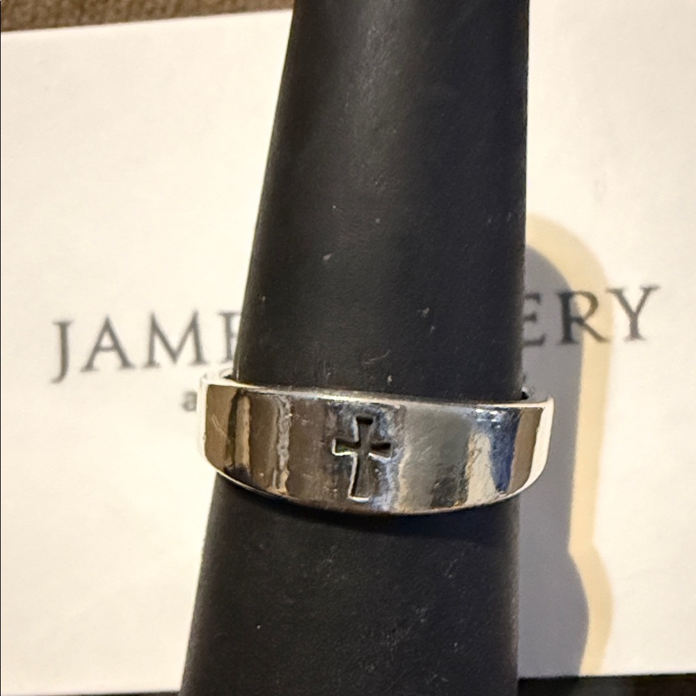 James Avery Small Crosslet Ring preowned